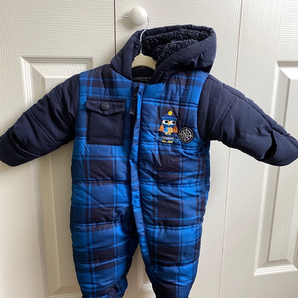 London Fog baby snowsuit 3-6 month’s - Picture 7 of 7